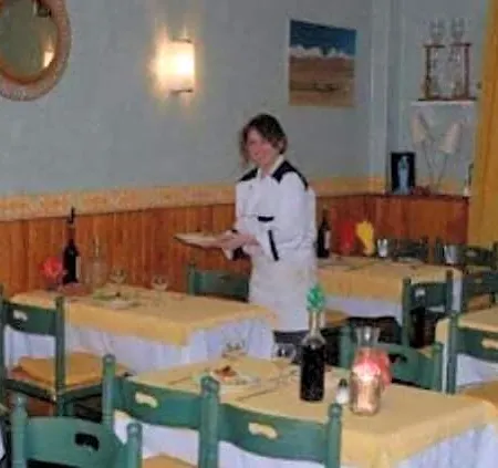 Отель Restaurant N.d.auxiliatrice Лурд